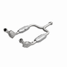 Cargar imagen en el visor de la galería, Magnaflow Conv DF 01-04 Ford Mustang 3.8L CA