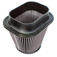 Cargar imagen en el visor de la galería, Banks Power 17-19 Ford F250/F350/F450 6.7L Sistema de admisión de aire Ram - Filtro seco