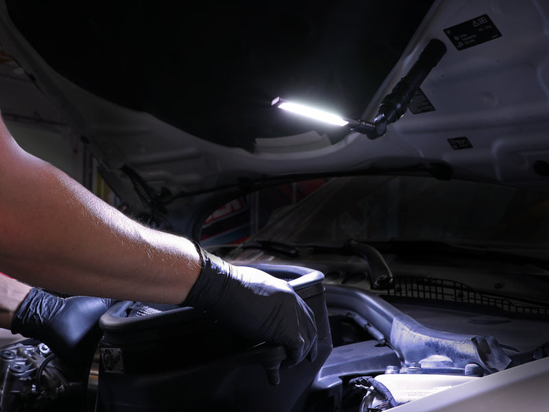 Linterna plegable magnética aFe de 350 lúmenes