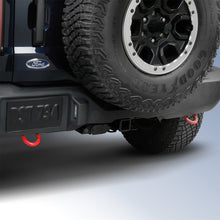 Cargar imagen en el visor de la galería, Par de ganchos de remolque traseros Ford Racing 21-23 Bronco - Rojo
