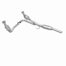Cargar imagen en el visor de la galería, MagnaFlow Conv DF 00-03 Dodge Dakota 3.9L