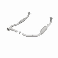 Cargar imagen en el visor de la galería, MagnaFlow Conv DF 97 Land Rover Defender 90 4.0L Y-Pipe Assy / 96-99 Discovery 4.0L Y-Pipe Assy