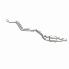Cargar imagen en el visor de la galería, MagnaFlow Conv DF 94-97 MercedeS C280 2.8L