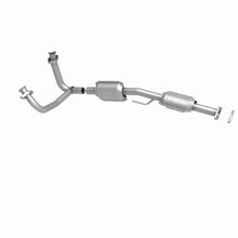 Cargar imagen en el visor de la galería, MagnaFlow Conv DF 86-97 Ford Aerostar 3.0L