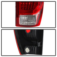 Cargar imagen en el visor de la galería, Xtune Chevy Avalanche 02-06 Passenger Side Tail Lights - OEM Right ALT-JH-CAVA02-OE-R