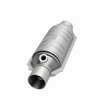 Cargar imagen en el visor de la galería, MagnaFlow Conv Universal 2.25 inch CA Tier 1