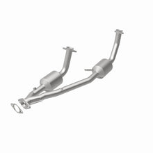 Cargar imagen en el visor de la galería, MagnaFlow Conv DF California Grade 1995 Ford Windstar