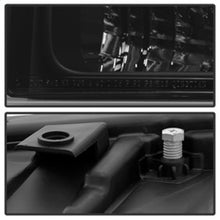 Cargar imagen en el visor de la galería, Xtune Ford F250 F350 F450 Superduty Excursion 99-04 Headlights Black Smoked HD-JH-FF25099-HA-BSM