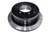 Cargar imagen en el visor de la galería, DBA 96-97 Lexus LX450 / 8/92+ Toyota Landcruiser Serie 80 Rotor trasero ranurado serie Street