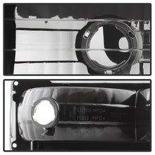 Cargar imagen en el visor de la galería, xTune GMC C/K Series 94-98 Headlights w/ Corner and Parking Lights - Black HD-JH-GCK94-BK-SET