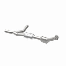 Cargar imagen en el visor de la galería, MagnaFlow Conv DF 97-98 E150/E250 4.2L PS