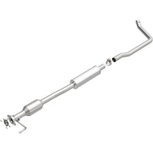 Cargar imagen en el visor de la galería, MagnaFlow California Catalytic Converter Direct Fit 07-09 Suzuki SX4 2.0L