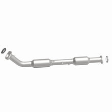 Cargar imagen en el visor de la galería, MagnaFlow 13-15 Toyota Tacoma California Grade CARB Compliant Direct-Fit Catalytic Converter