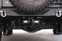 Cargar imagen en el visor de la galería, DV8 Offroad 07-21 Jeep Wrangler (JK/JL) Enganche atornillable con luces