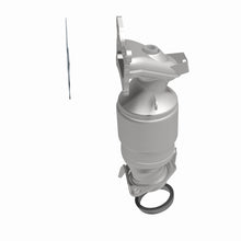 Cargar imagen en el visor de la galería, MagnaFlow 12-14 Honda CR-V 2.4L L4 GAS California Catalytic Converter Direct Fit