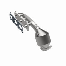 Cargar imagen en el visor de la galería, MagnaFlow Conv DF 00 Suzuki Grand Vitara 2.5L