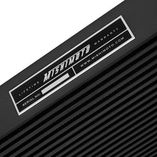 Cargar imagen en el visor de la galería, Mishimoto 06-10 Chevy 6.6L Duramax Intercooler Kit con tubos (negro)