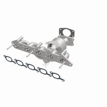 Cargar imagen en el visor de la galería, Magnaflow Conv DF 01-05 Volvo S60 2.4L Manifold