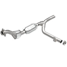 Cargar imagen en el visor de la galería, MagnaFlow Conv DF 99 Ford F-150 4.6L