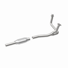 Cargar imagen en el visor de la galería, MagnaFlow Conv DF 84-95 Ford Truck 5.0L CA