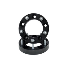 Cargar imagen en el visor de la galería, Rugged Ridge Wheel Spacers 1.25 Inch 5 x 4.5-In Bolt Pattern
