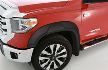 Cargar imagen en el visor de la galería, Bushwacker 14-19 Toyota Tundra con cama de 66.7 pulgadas estilo DRT bengalas 4 piezas - negro