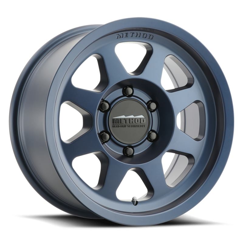Method MR701 15x7 +15mm Offset 5x100 56.1mm CB Rueda Azul Bahía
