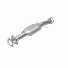 Cargar imagen en el visor de la galería, MagnaFlow Conv DF 99 Sonoma/S10 4.3L