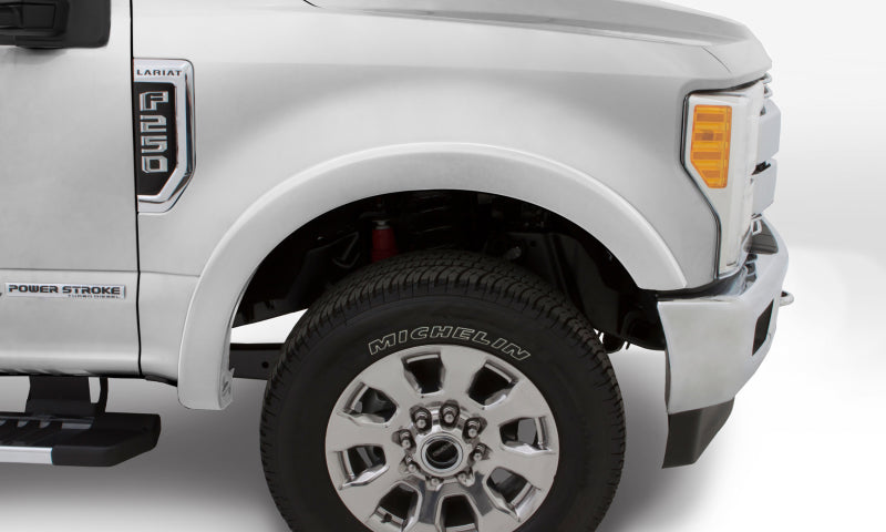 Bushwacker 17-18 Ford F-250 Super Duty OE Style Bengalas - 4 piezas - Blanco Oxford