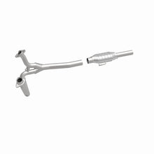 Cargar imagen en el visor de la galería, MagnaFlow Conv DF 84-95 Ford Truck 5.0L CA