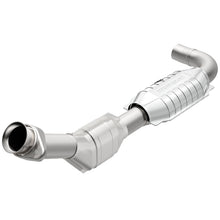 Cargar imagen en el visor de la galería, MagnaFlow Conv DF 99-00 Ford F-150 4.2L 50S