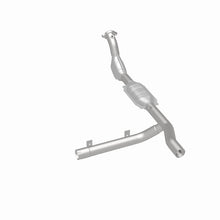 Cargar imagen en el visor de la galería, MagnaFlow Conv DF 97-98 Ford Expedition 4.6