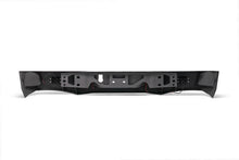 Cargar imagen en el visor de la galería, Parachoques trasero DV8 Offroad 19+ Ram 2500/3500