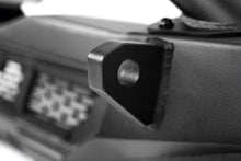 Cargar imagen en el visor de la galería, Parachoques delantero DV8 Offroad 18-23 Wrangler JL/Gladiator JT Spec Series