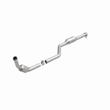 Cargar imagen en el visor de la galería, MagnaFlow Conv DF 99-02 Mercedes SL500 5.0L