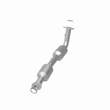 Cargar imagen en el visor de la galería, Magnaflow 07-18 Toyota Tundra 5.7L CARB Compliant Direct-Fit Catalytic Converter