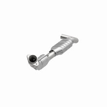 Cargar imagen en el visor de la galería, MagnaFlow Conv DF 03-04 Lincoln Navigator 5.4L D/S