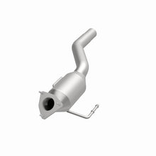 Cargar imagen en el visor de la galería, MagnaFlow Conv DF 04-07 VW Touareg 4.2L Driver Side