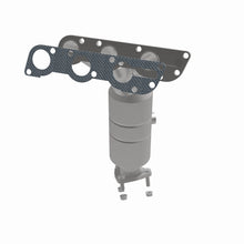 Cargar imagen en el visor de la galería, MagnaFlow Conv DF 04-05 Suz Verona2.5 Manifold Front