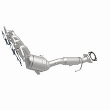 Cargar imagen en el visor de la galería, MagnaFlow 14-15 Ford Transit Connect OEM Grade Federal/EPA Compliant Manifold Catalytic Converter