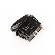 Cargar imagen en el visor de la galería, Rugged Ridge 2-Position Rocker Switch Rock Lights Amber