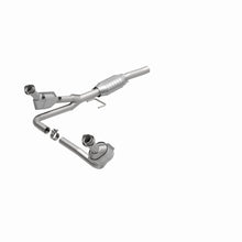 Cargar imagen en el visor de la galería, MagnaFlow Conv DF 00-03 Dodge Dakota 3.9L