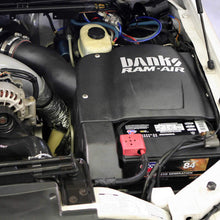 Cargar imagen en el visor de la galería, Banks Power 99-03 Ford 7.3L Sistema de admisión de aire Ram