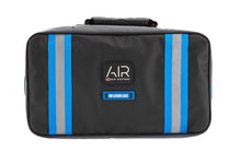 Cargar imagen en el visor de la galería, Caja de inflación ARB Acabado negro con detalles azules Tiras reflectantes de material de PVC
