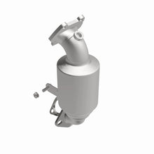 Cargar imagen en el visor de la galería, Magnaflow 14-16 Ram ProMaster 1500/2500/3500 V6 3.6L CARB Compliant DirectFit Catalytic Converter