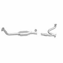 Cargar imagen en el visor de la galería, MagnaFlow Conv DF 98-02 3.5L Isuzu Trooper DS