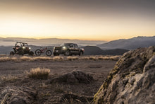 Cargar imagen en el visor de la galería, Fox 20+ GM 2500/3500 HD 2.0 Performance Series IFP delantero con amortiguador UCA Elevación de 1.5-2.5 pulgadas