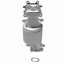 Cargar imagen en el visor de la galería, MagnaFlow Conv DF 04-07 Saturn VUE 3.5L Front