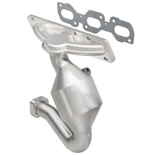 Cargar imagen en el visor de la galería, Magnaflow Conv DF 01-02 Cougar 2.5L Front