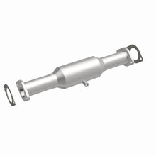 Cargar imagen en el visor de la galería, MagnaFlow Conv Direct Fit 83-85 Ford Ranger 2.8L
